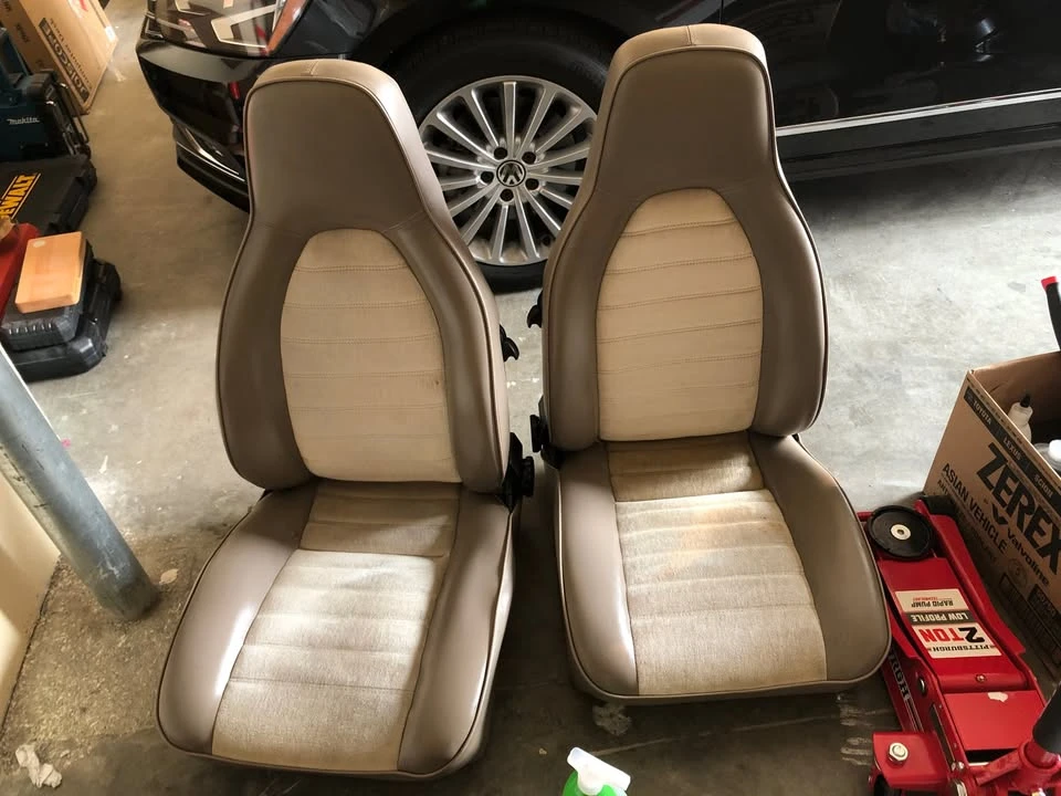 1984 Porsche 944 - Image 3 of 6