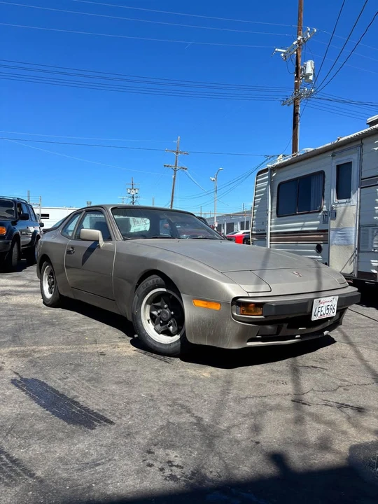 1984 Porsche 944 - Image 3 of 18