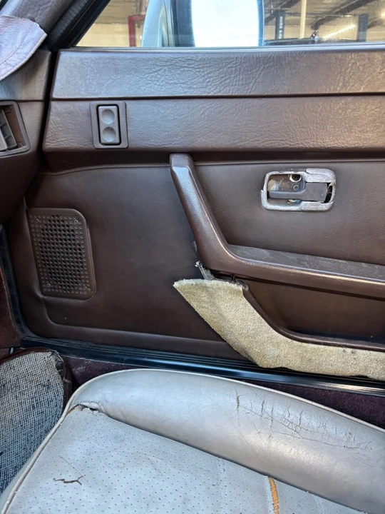 1984 Porsche 944 - Image 18 of 18