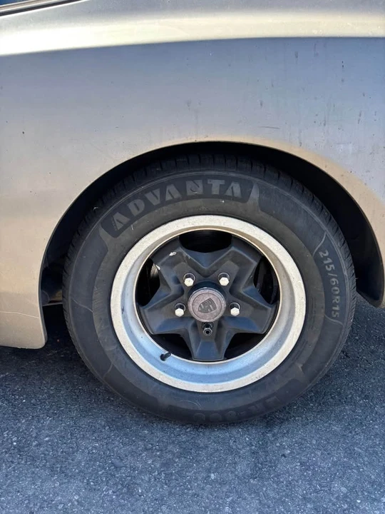 1984 Porsche 944 - Image 9 of 18