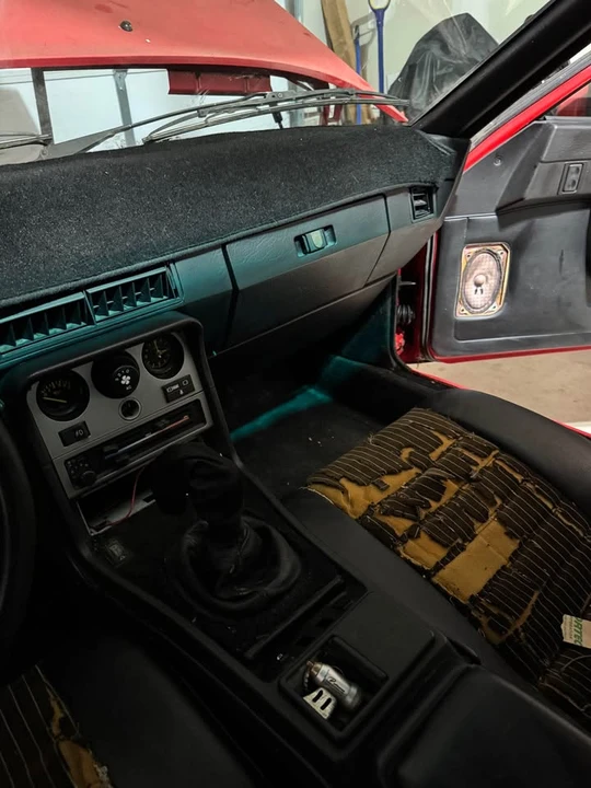 1984 Porsche 944 - Image 3 of 9