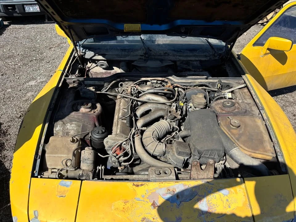 1984 Porsche 944 - Image 5 of 9