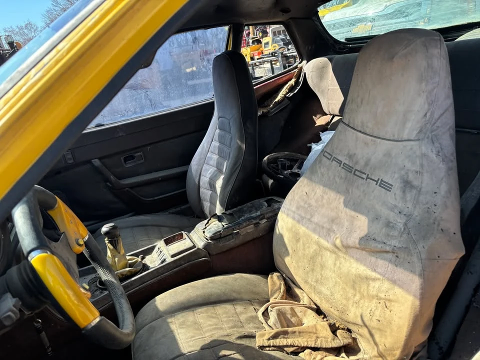 1984 Porsche 944 - Image 4 of 9