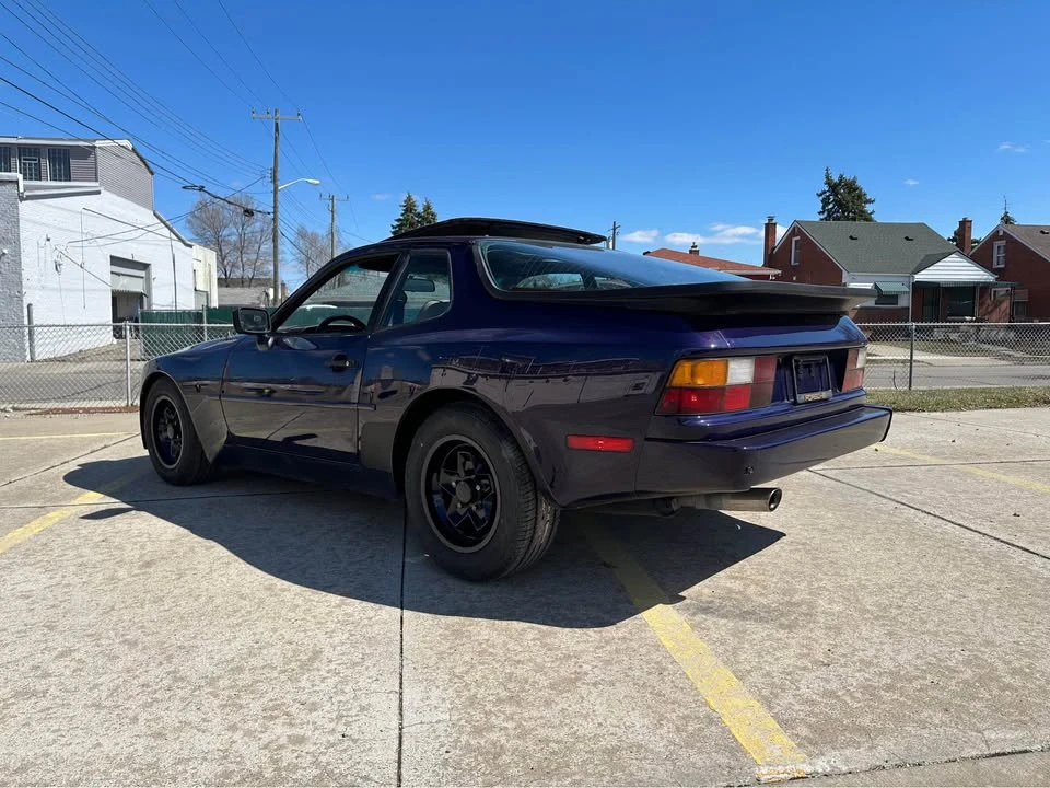 1984 Porsche 944 - Image 4 of 15