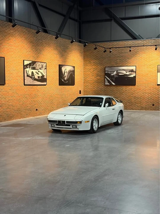 1984 Porsche 944 - Image 3 of 9