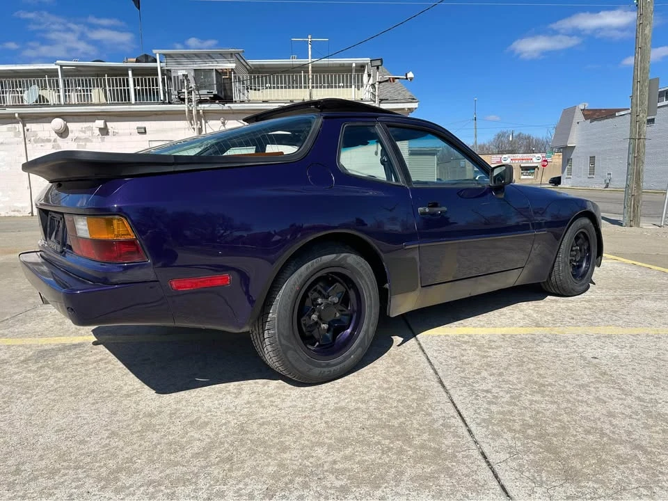 1984 Porsche 944 - Image 6 of 15