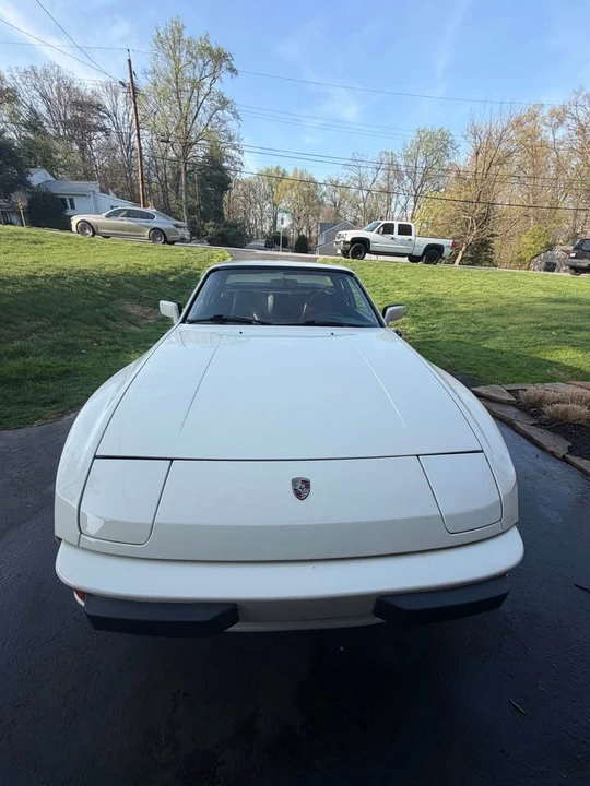 1984 Porsche 944 - Image 2 of 10