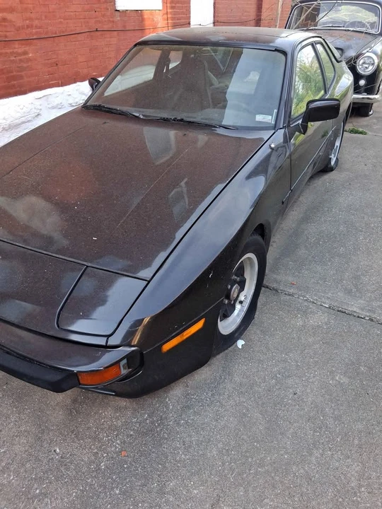 1984 Porsche 944 - Image 2 of 9