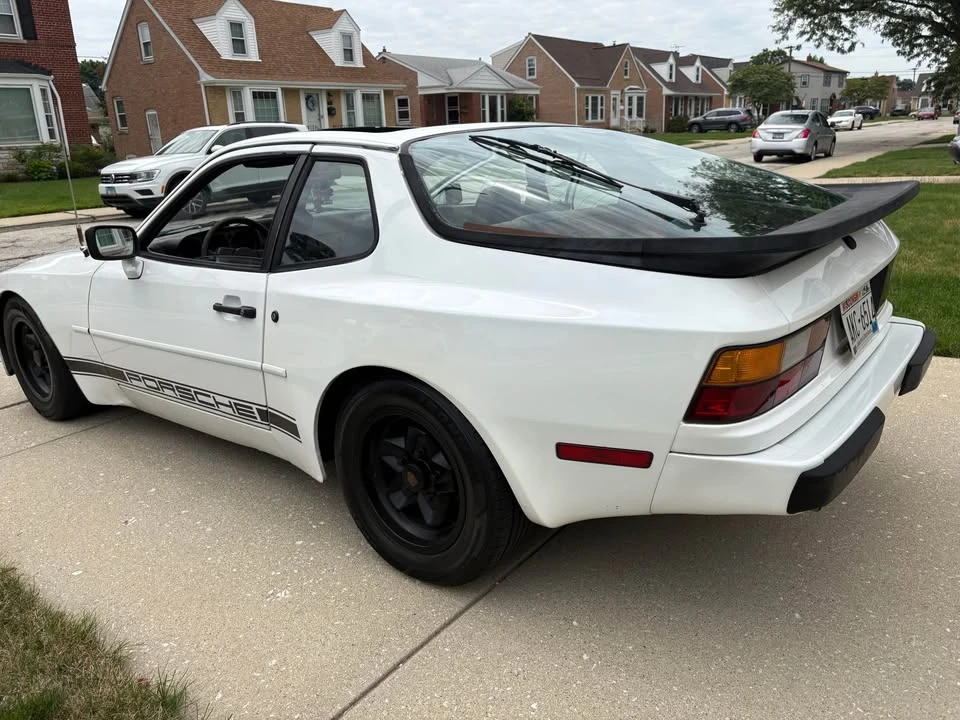 1984 Porsche 944 - Image 2 of 10