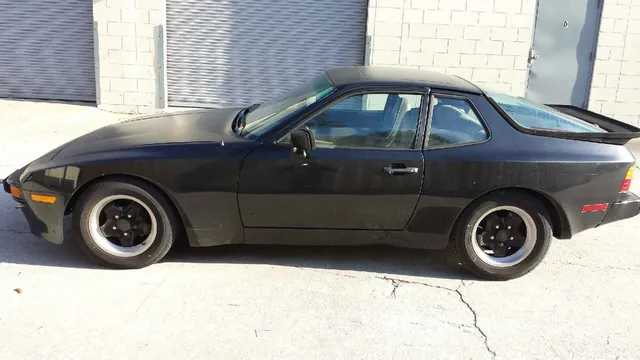 1984 Porsche 944