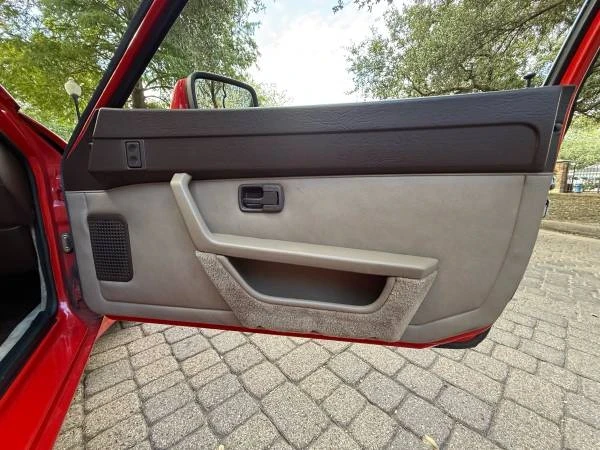 1984 Porsche 944 - Image 14 of 21