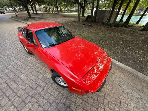 1984 Porsche 944 - Image 9 of 21