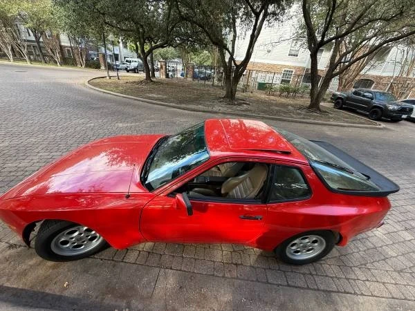 1984 Porsche 944 - Image 10 of 21