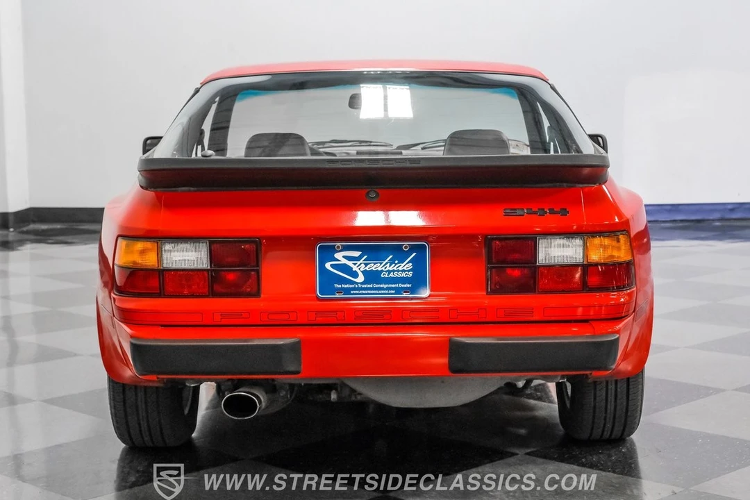 1984 Porsche 944 - Image 11 of 12