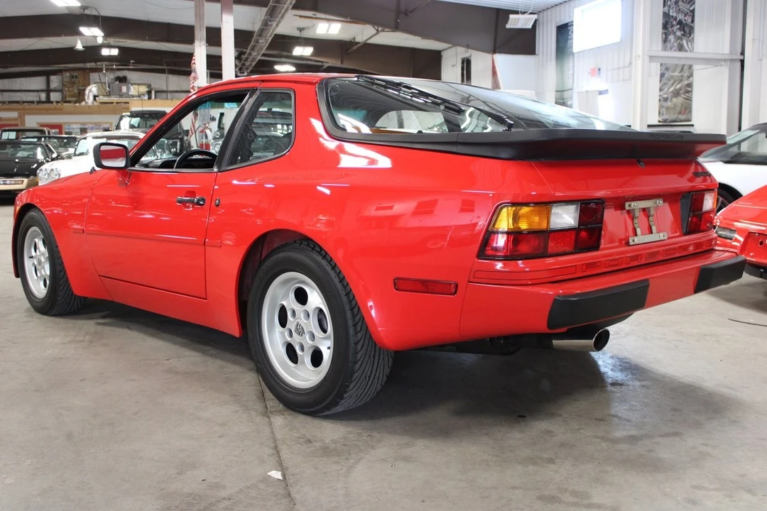 1984 Porsche 944 - Image 2 of 10