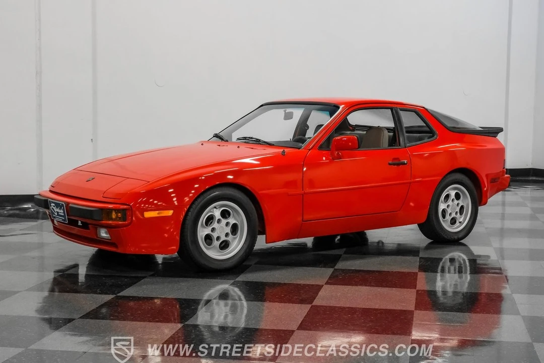 1984 Porsche 944 - Image 7 of 12