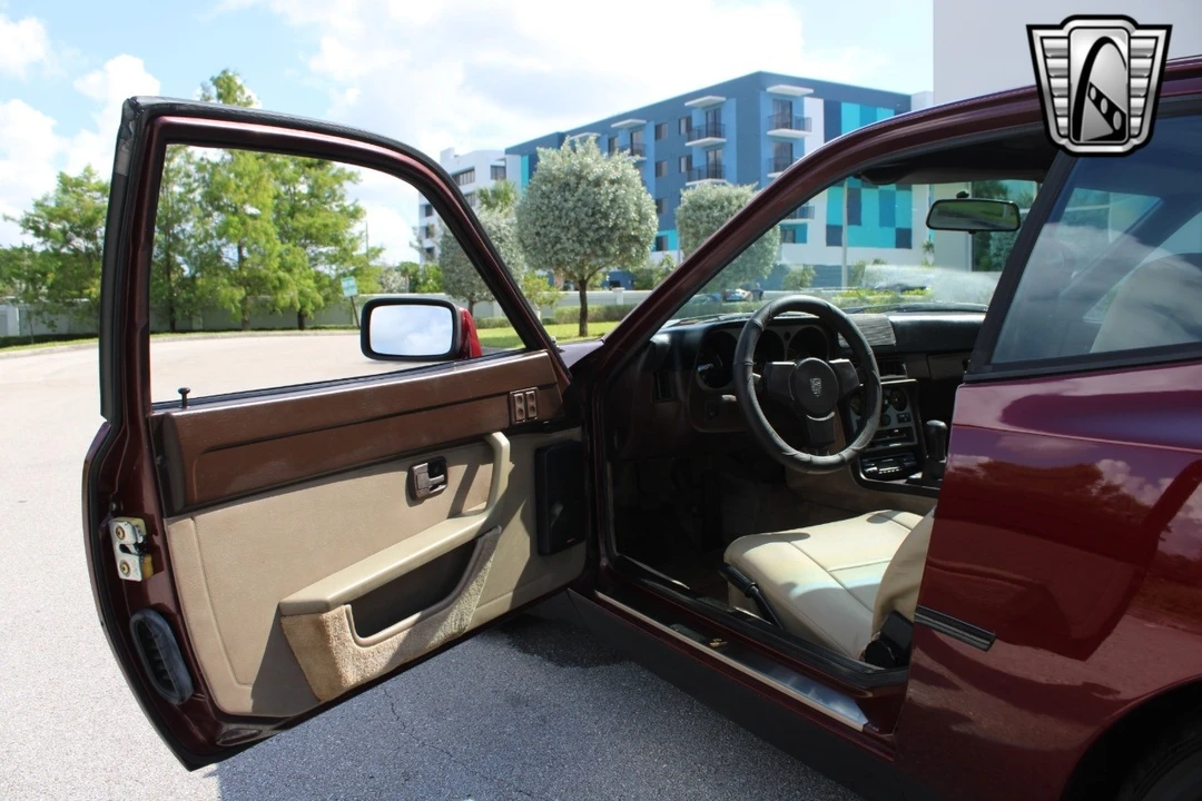 1984 Porsche 944 - Image 21 of 21