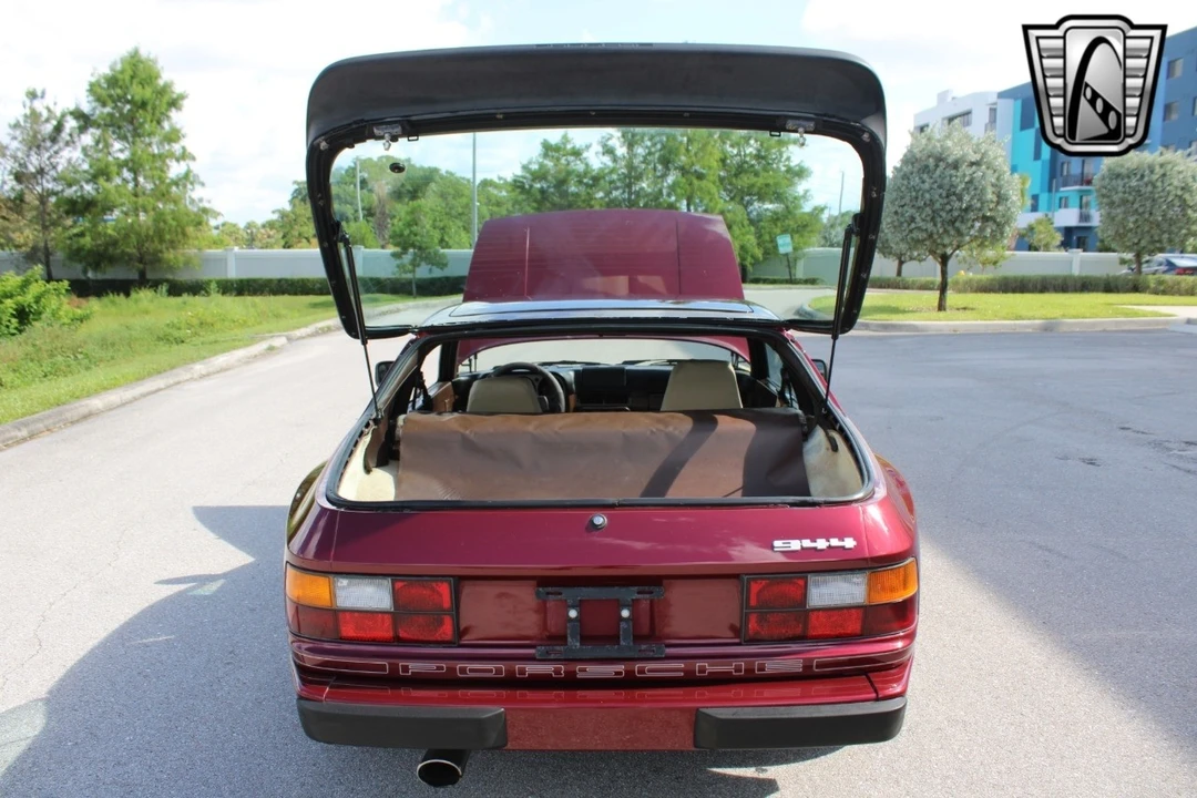 1984 Porsche 944 - Image 20 of 21