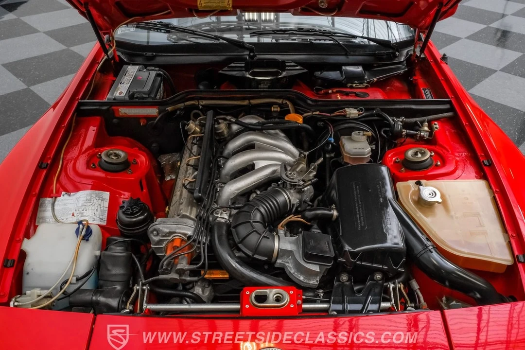 1984 Porsche 944 - Image 4 of 12