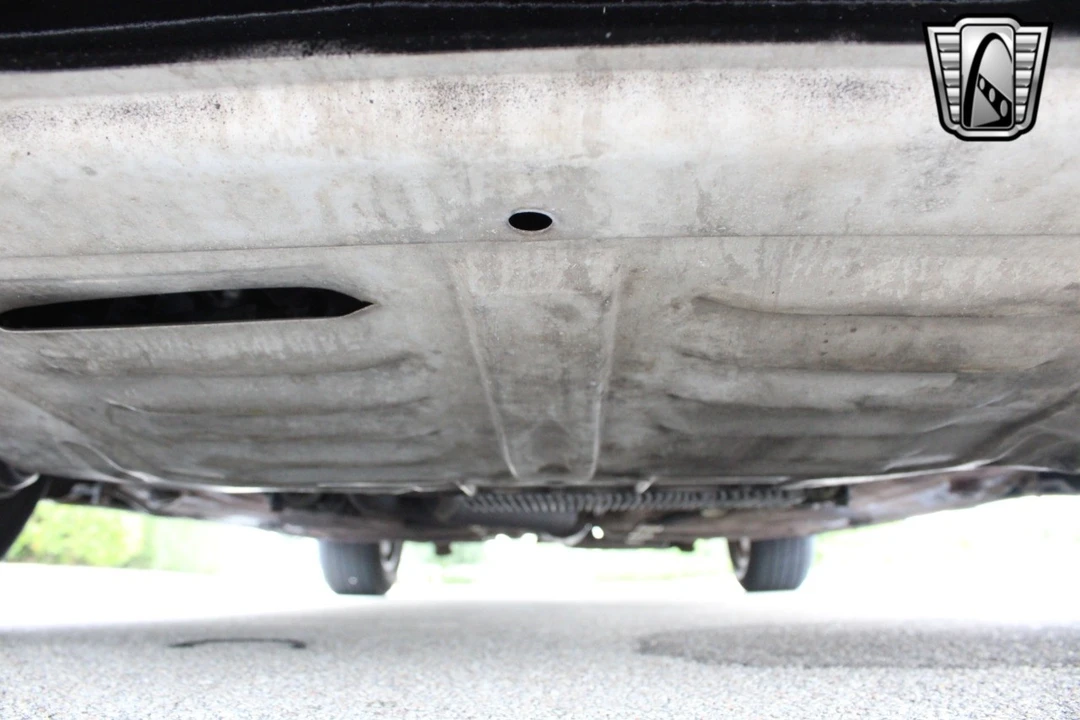 1984 Porsche 944 - Image 18 of 21