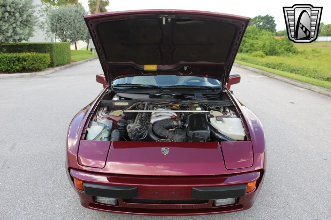 1984 Porsche 944 - Image 16 of 21