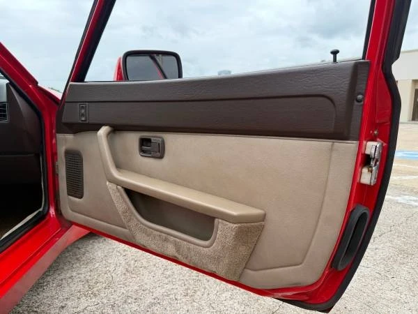 1984 Porsche 944 - Image 14 of 21