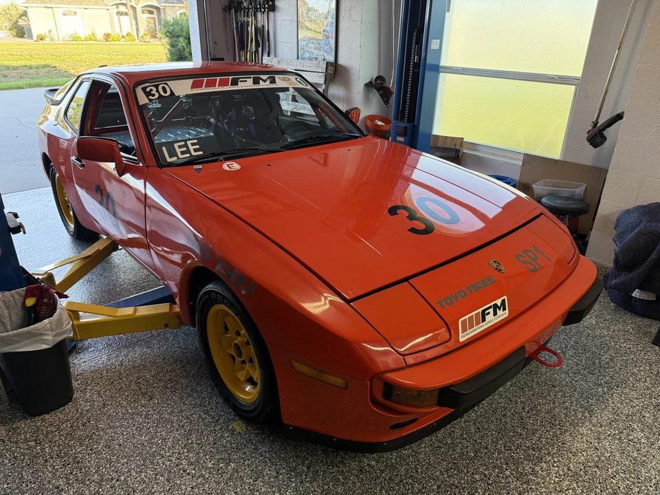 1984 Porsche 944 - Image 27 of 31