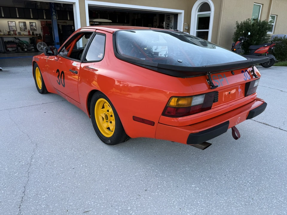 1984 Porsche 944 - Image 20 of 31