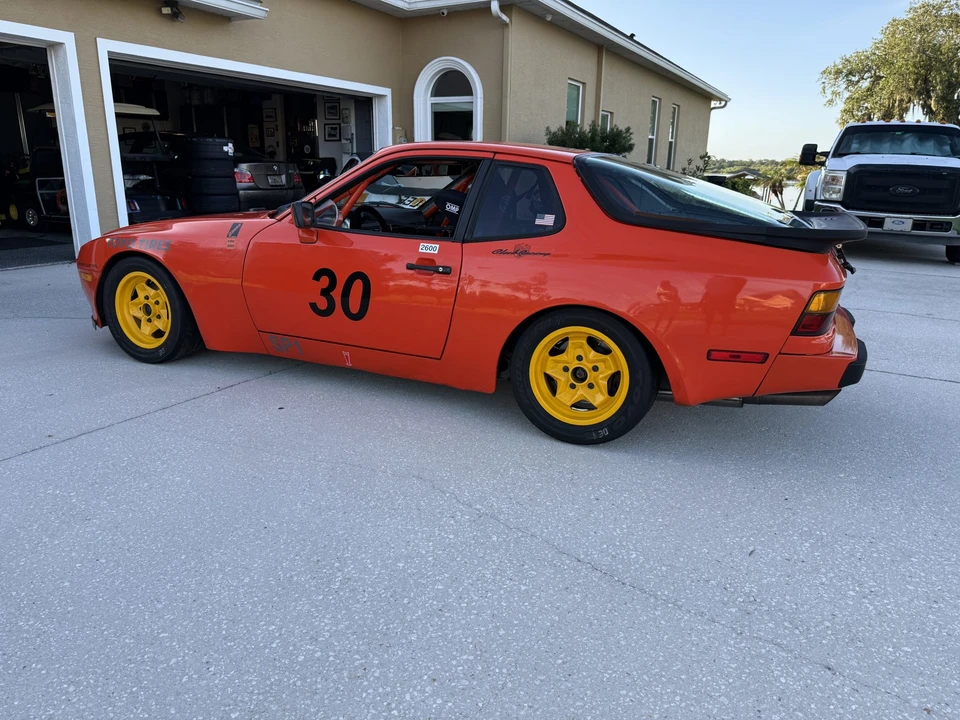 1984 Porsche 944 - Image 22 of 31