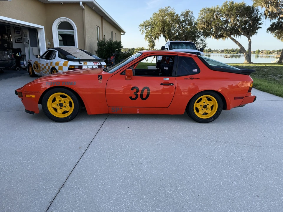 1984 Porsche 944 - Image 24 of 31