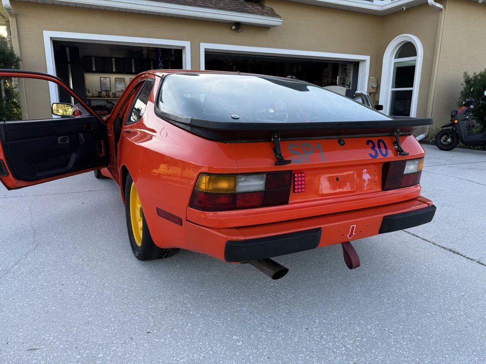 1984 Porsche 944 - Image 26 of 31