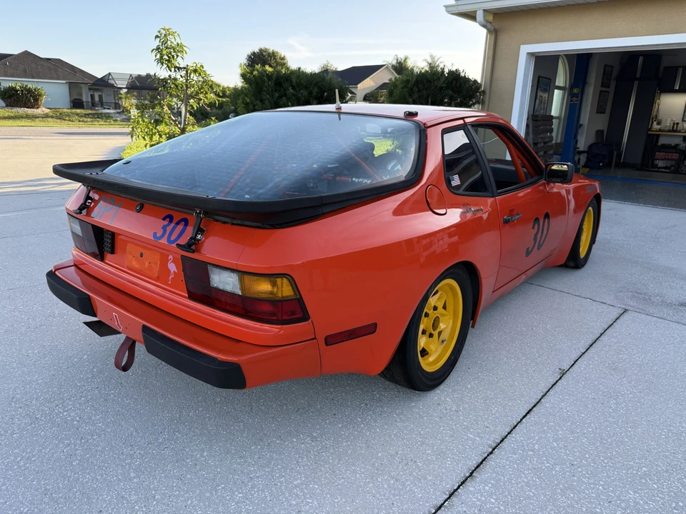1984 Porsche 944 - Image 15 of 31