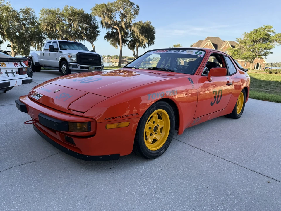 1984 Porsche 944 - Image 2 of 31