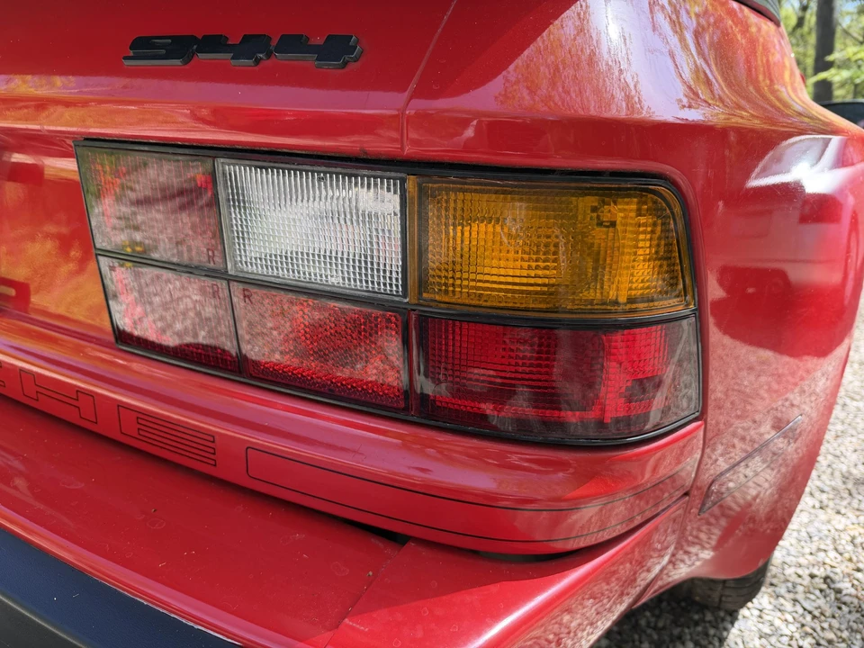 1984 Porsche 944 - Image 16 of 31