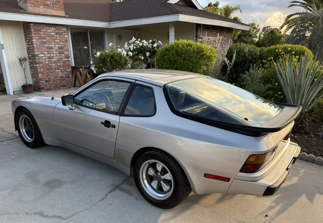 1984 Porsche 944 - Image 19 of 31