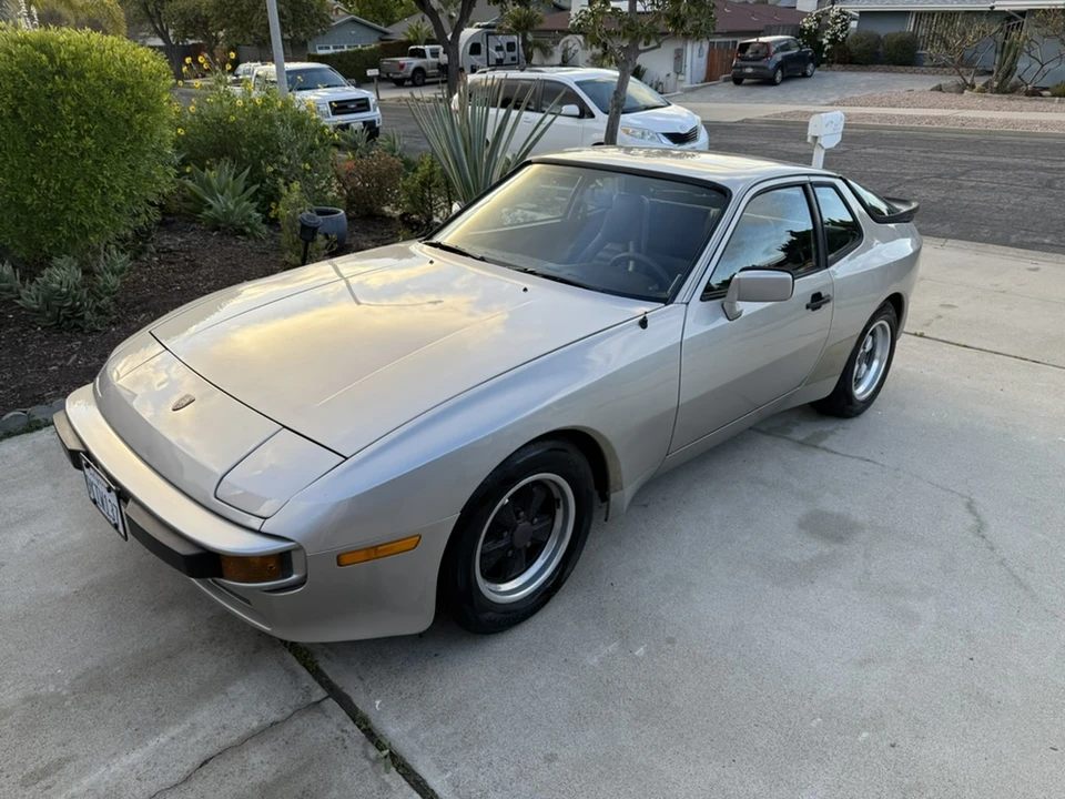 1984 Porsche 944 - Image 16 of 31
