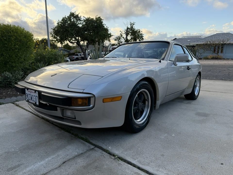 1984 Porsche 944 - Image 15 of 31
