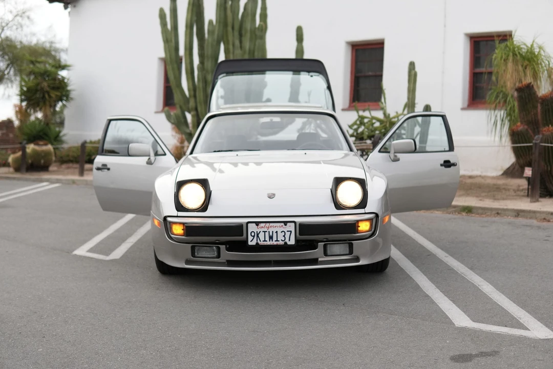 1984 Porsche 944 - Image 13 of 31