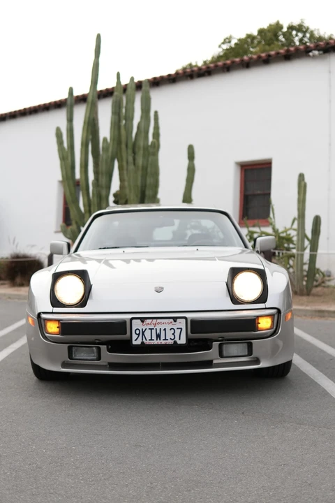 1984 Porsche 944 - Image 12 of 31