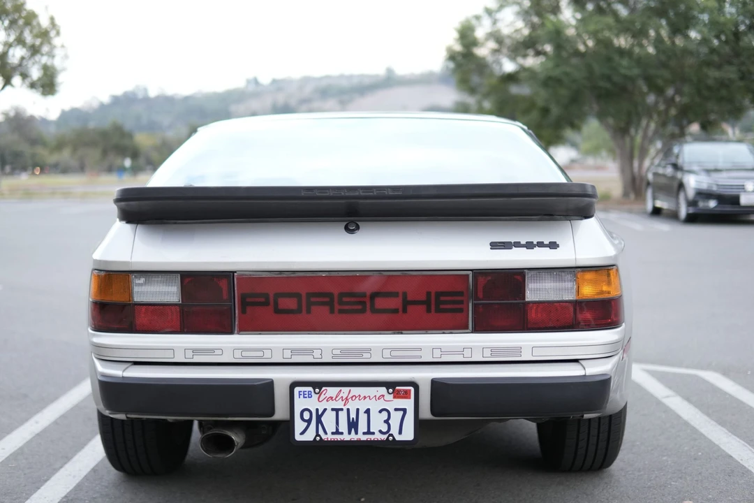 1984 Porsche 944 - Image 6 of 31