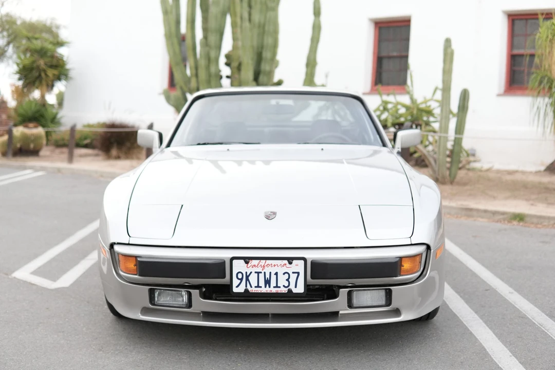 1984 Porsche 944 - Image 9 of 31