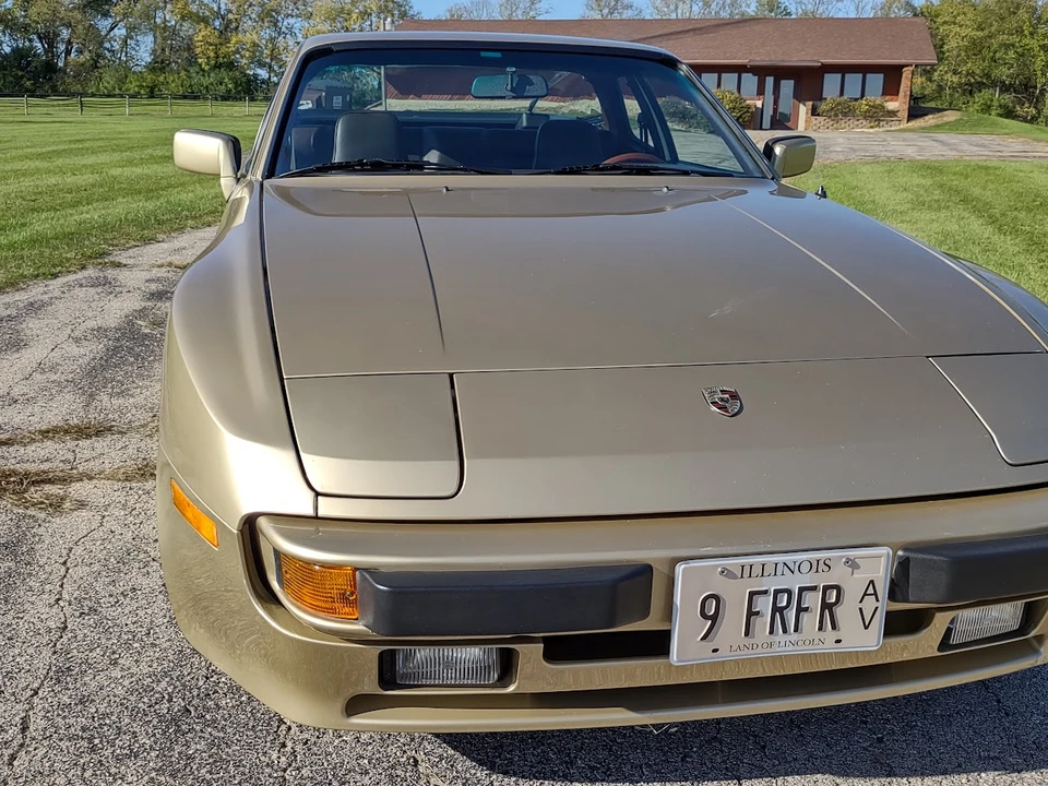 1984 Porsche 944 - Image 30 of 31