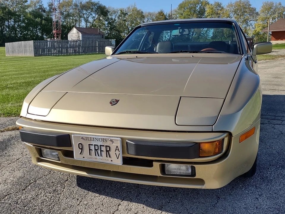 1984 Porsche 944 - Image 5 of 31