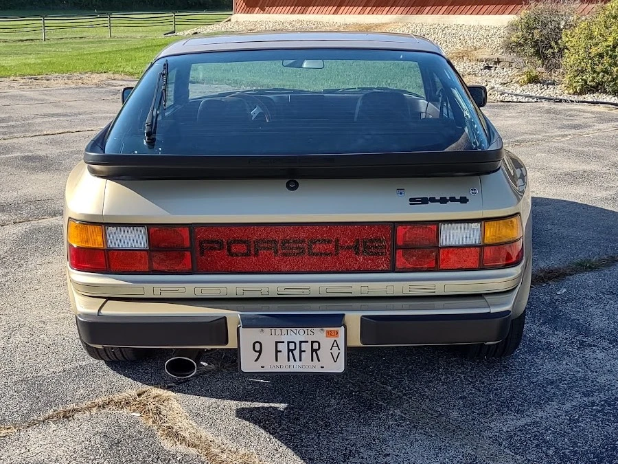 1984 Porsche 944 - Image 23 of 31