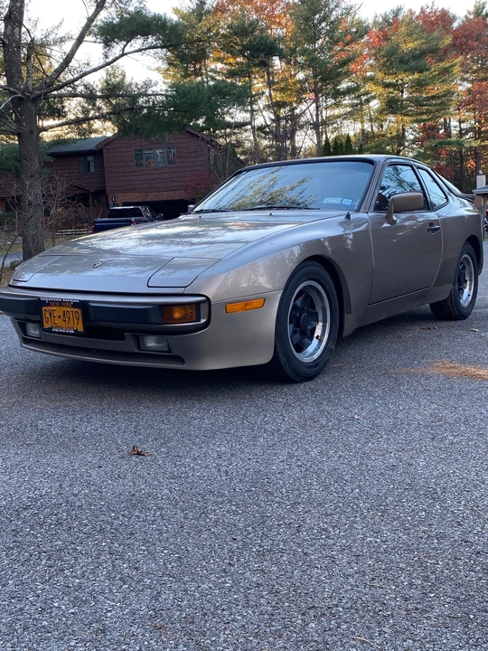 1984 Porsche 944 - Image 5 of 31