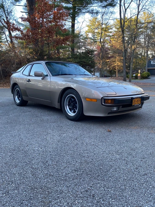 1984 Porsche 944 - Image 12 of 31