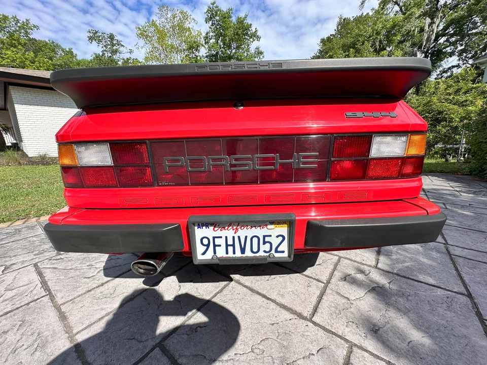 1984 Porsche 944 - Image 6 of 31
