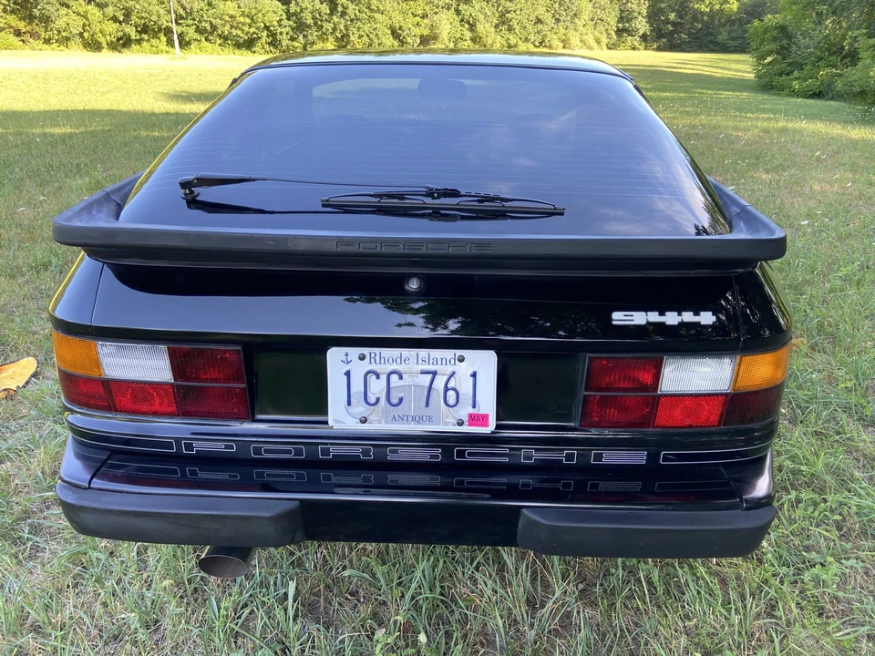 1984 Porsche 944 - Image 14 of 31