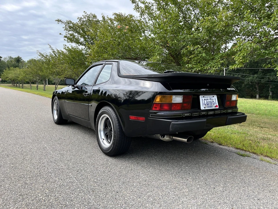 1984 Porsche 944 - Image 5 of 31