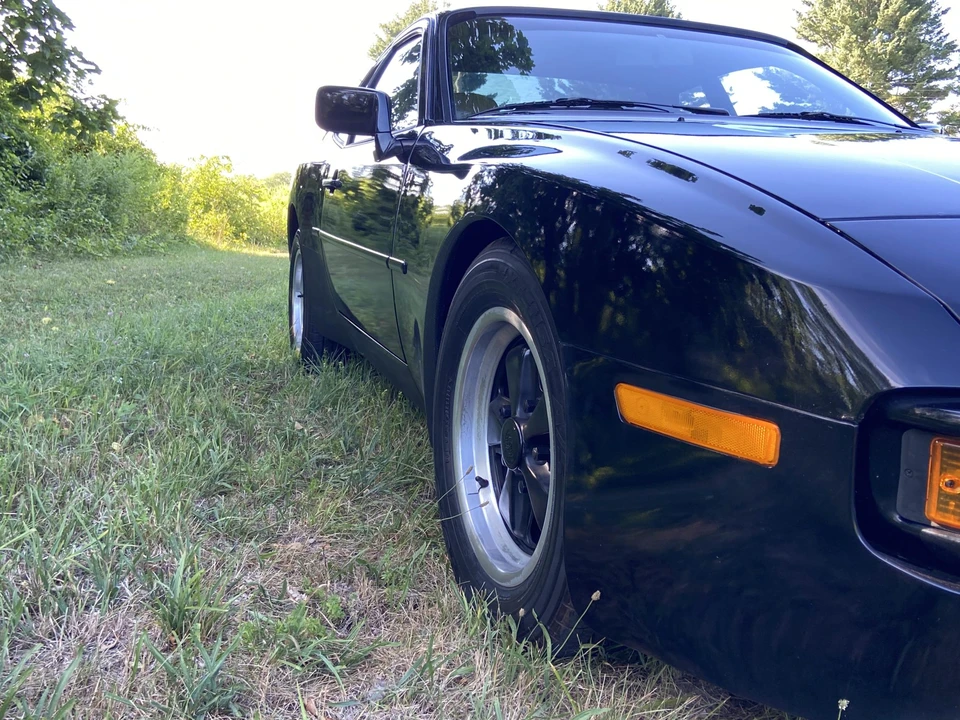 1984 Porsche 944 - Image 22 of 31
